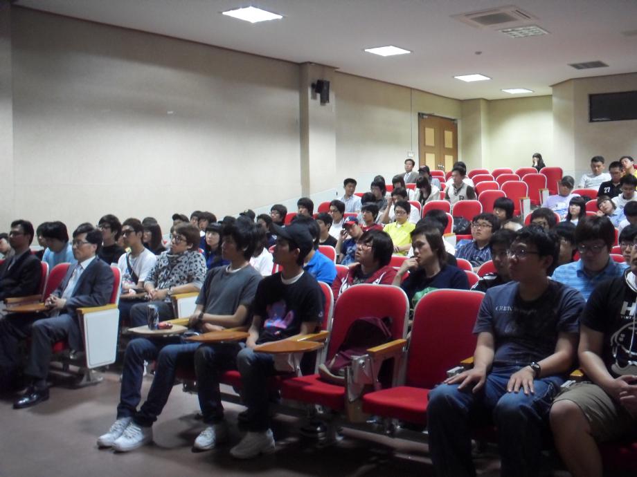 학생들의 청취 모습