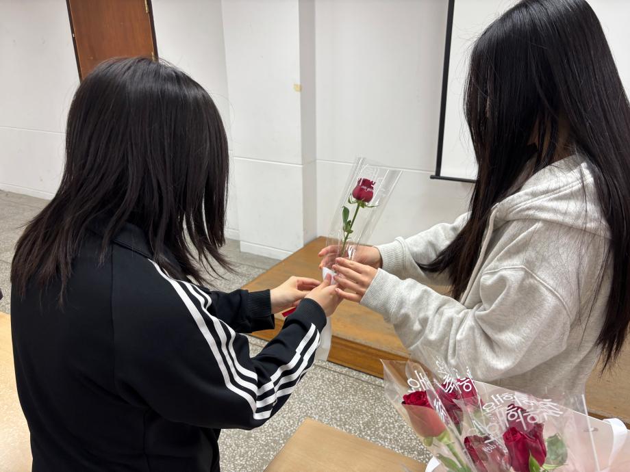 [학생회] 2025학년도 성년의날 행사 진행