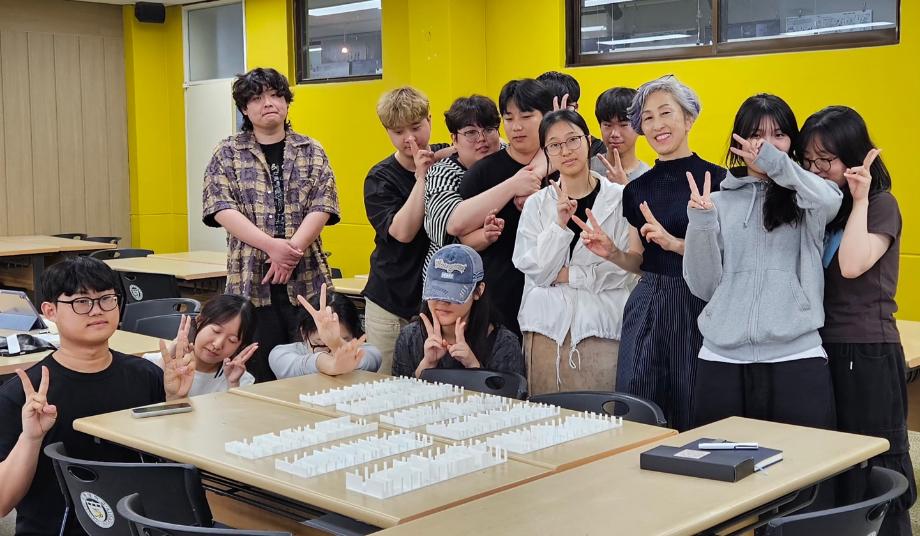 [실내디자인학과] 기말고사 빨간펜 진행 사진입니다!